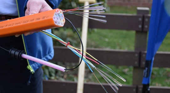 Kabel, das für den Breitbandausbau verlegt wird.